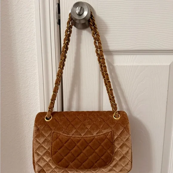 Brown velvet Quilted Shoulder Bag - Picture 4 of 9